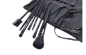 Arezia - Ensemble d'outils de maquillage - 0702 - 7pièces Arezia - Ensemble d'outils de maquillage - 0702 - 7pièces