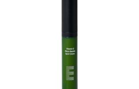 COMMONLABS - Vitamin E Crème anti-taches micro-aiguilles - 10ml COMMONLABS - Vitamin E Crème anti-taches micro-aiguilles - 10ml