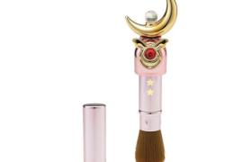 CreerBeaute - Pinceau à joues Moon Stick - 1pièces CreerBeaute - Pinceau à joues Moon Stick - 1pièces