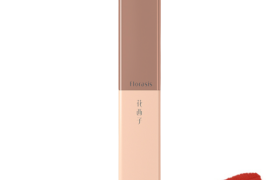 Florasis - Rouge à lèvres Foggy Butterfly (Matte) - 4g - M102 Florasis - Rouge à lèvres Foggy Butterfly (Matte) - 4g - M102