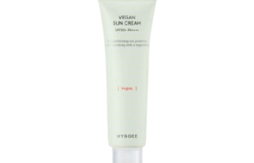 HYGGEE - Crème Solaire Vegan SPF50 + PA ++++ - 50ml HYGGEE - Crème Solaire Vegan SPF50 + PA ++++ - 50ml