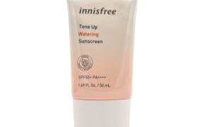 innisfree - Écran solaire Tone Up Watering SPF50 + PA ++++ - 50ml innisfree - Écran solaire Tone Up Watering SPF50 + PA ++++ - 50ml