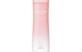 Kose - Moisture Lotion Douce - Extra Moist - 200ml Kose - Moisture Lotion Douce - Extra Moist - 200ml