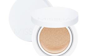 MISSHA - Coussin magique Moist Up - 15g - Beige moyen