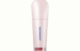 moonshot - Teinture fixatrice Performance Lip Blur - 4g - 02 Savage moonshot - Teinture fixatrice Performance Lip Blur - 4g - 02 Savage