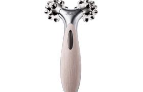 ReFa - Rouleau facial Rhythm RF-RT2320C-NT - 1pièce - Beige Wood ReFa - Rouleau facial Rhythm RF-RT2320C-NT - 1pièce - Beige Wood