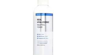 Wellage - Real Hyaluronic Tonique Peeling au Lait - 300ml Wellage - Real Hyaluronic Tonique Peeling au Lait - 300ml
