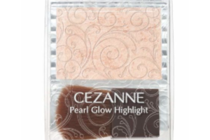 CEZANNE - Pearl Glow Surligner - 2.4g - P1 Champagne Beige CEZANNE - Pearl Glow Surligner - 2.4g - P1 Champagne Beige