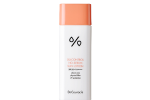 Dr.Ceuracle - 5α Control Lotion solaire sans sébum SPF50+ PA++++ - Dr.Ceuracle - 5α Control Lotion solaire sans sébum SPF50+ PA++++ -