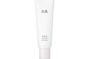 HANYUL - White Chrysanthemum Crème Tonifiante SPF30 PA++ - 50ml HANYUL - White Chrysanthemum Crème Tonifiante SPF30 PA++ - 50ml