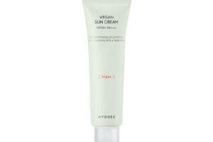 HYGGEE - Crème Solaire Vegan SPF50 + PA ++++ - 50ml HYGGEE - Crème Solaire Vegan SPF50 + PA ++++ - 50ml