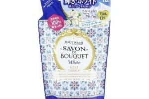 Kose - Savon De Bouquet White Recharge de gel douche - 400ml Kose - Savon De Bouquet White Recharge de gel douche - 400ml