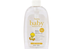 KUMANO COSME - Tweety Baby Moisture Oil - 300ml KUMANO COSME - Tweety Baby Moisture Oil - 300ml