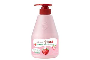 Kwailnara - Milk Body Cleanser - 560g - Strawberry
