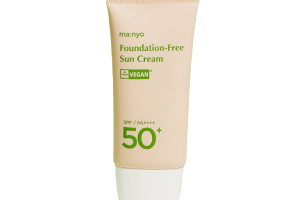 Ma:nyo - Crème Solaire Sans Fond de Teint SPF50+ PA++++ - 50ml Ma:nyo - Crème Solaire Sans Fond de Teint SPF50+ PA++++ - 50ml