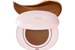 Milk Touch - Coussin éclat laiteux Skin Fit toute la journée SPF 50+ PA++++ - 15g - 41C Mocha Milk Touch - Coussin éclat laiteux Skin Fit toute la journée SPF 50+ PA++++ - 15g - 41C Mocha