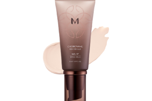 MISSHA - Cho Bo Yang BB Crème (SPF30 PA++) (Nouveau) - 50ml - #17 Light Beige MISSHA - Cho Bo Yang BB Crème (SPF30 PA++) (Nouveau) - 50ml - #17 Light Beige