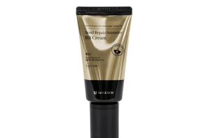 MIZON - Crème BB Réparatrice Intensive à la Bave d'Escargot SPF50+ PA+++ - 50ml - #21 MIZON - Crème BB Réparatrice Intensive à la Bave d'Escargot SPF50+ PA+++ - 50ml - #21