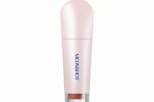 moonshot - Performance Lip Blur Fixing Tint - 4g - 04 Rhythm Thru moonshot - Performance Lip Blur Fixing Tint - 4g - 04 Rhythm Thru