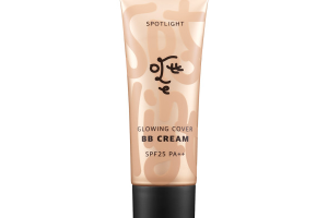 Ottie - BB Crème Spotlight Glowing Cover SPF25 PA++ - 40ml Ottie - BB Crème Spotlight Glowing Cover SPF25 PA++ - 40ml