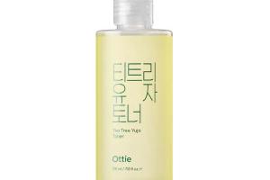 Ottie - Lotion tonique à l'arbre à thé et au yuja - 210ml Ottie - Lotion tonique à l'arbre à thé et au yuja - 210ml