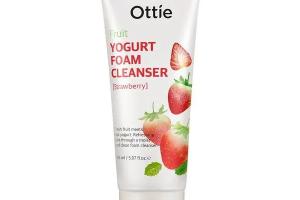 Ottie - Mousse nettoyante au yogourt aux fruits - 150ml - Strawberry