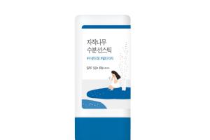 Round Lab - Stick solaire hydratant au jus de bouleau SPF50+... Round Lab - Stick solaire hydratant au jus de bouleau SPF50+...