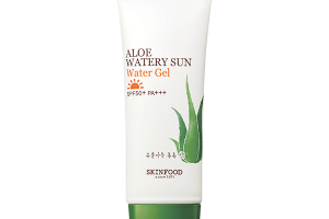 SKINFOOD - Aloe Watery Sun Imperméable SPF50 + PA +++ - 50ml SKINFOOD - Aloe Watery Sun Imperméable SPF50 + PA +++ - 50ml