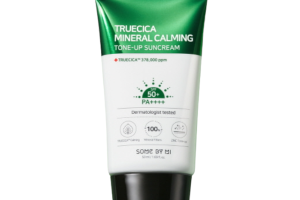 SOME BY MI - Truecica Crème Solaire Minérale Calmante Tonifiante... SOME BY MI - Truecica Crème Solaire Minérale Calmante Tonifiante...