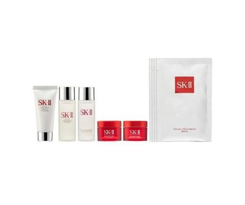 SK-II - Kit de voyage beauté - 9pièces SK-II - Kit de voyage beauté - 9pièces
